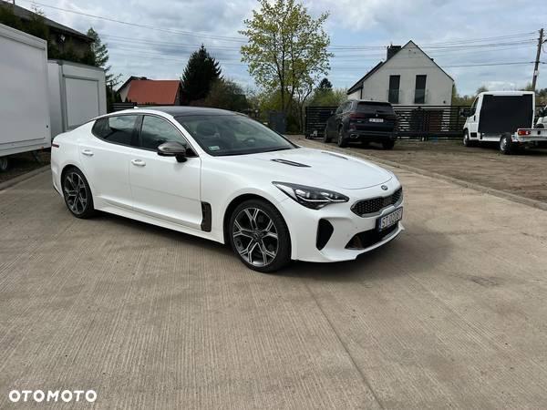 Kia Stinger 2.0 T-GDI GT Line - 3