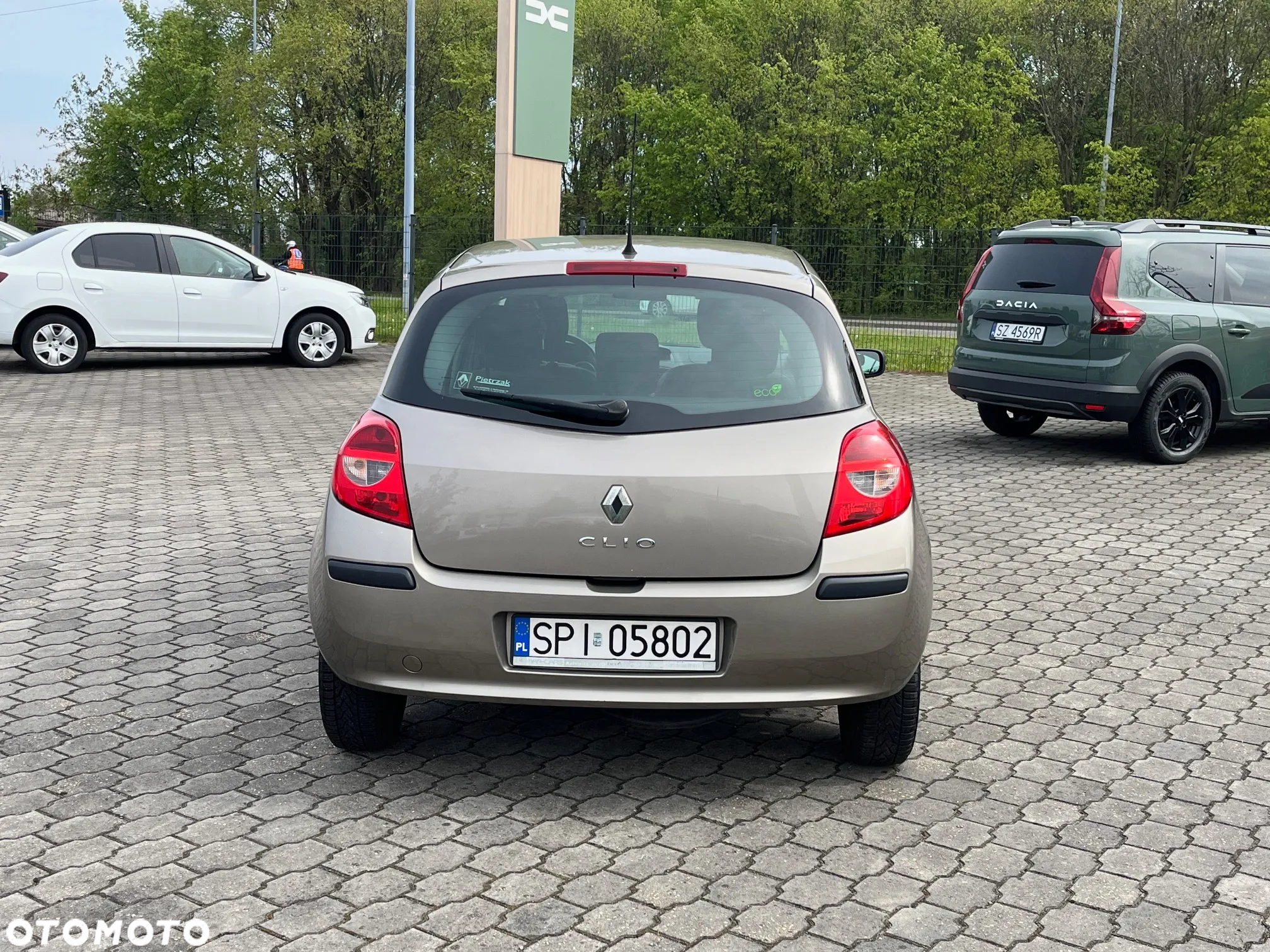 Renault Clio 1.2 16V Alize - 6