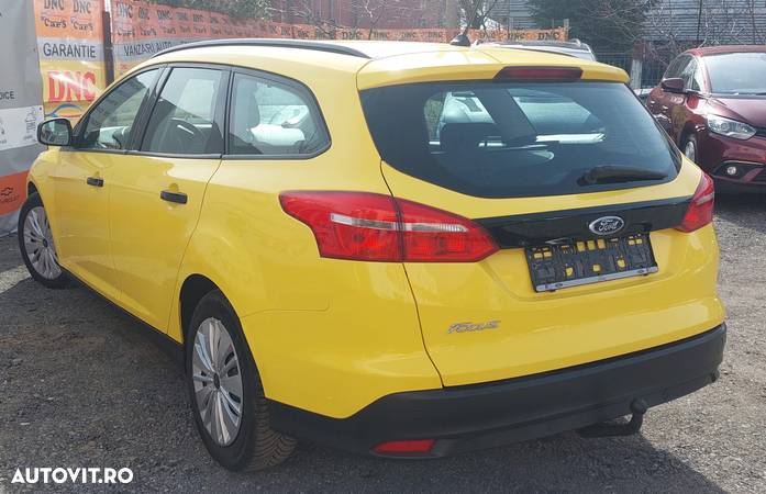 Ford Focus 1.5 TDCi DPF Start-Stopp-System Business - 4