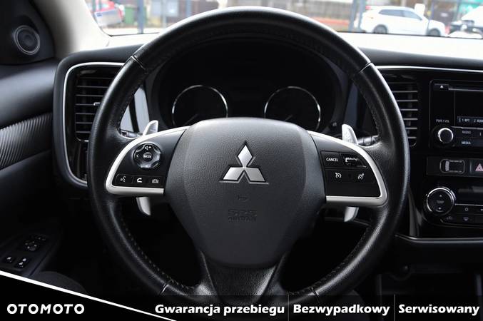 Mitsubishi Outlander 2.0 4WD CVT Plus - 27