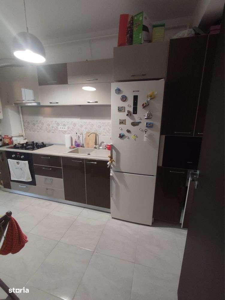 Inchiriez garsoniera metrou Tineretului parcul Carol - Imagine principală: 5/7