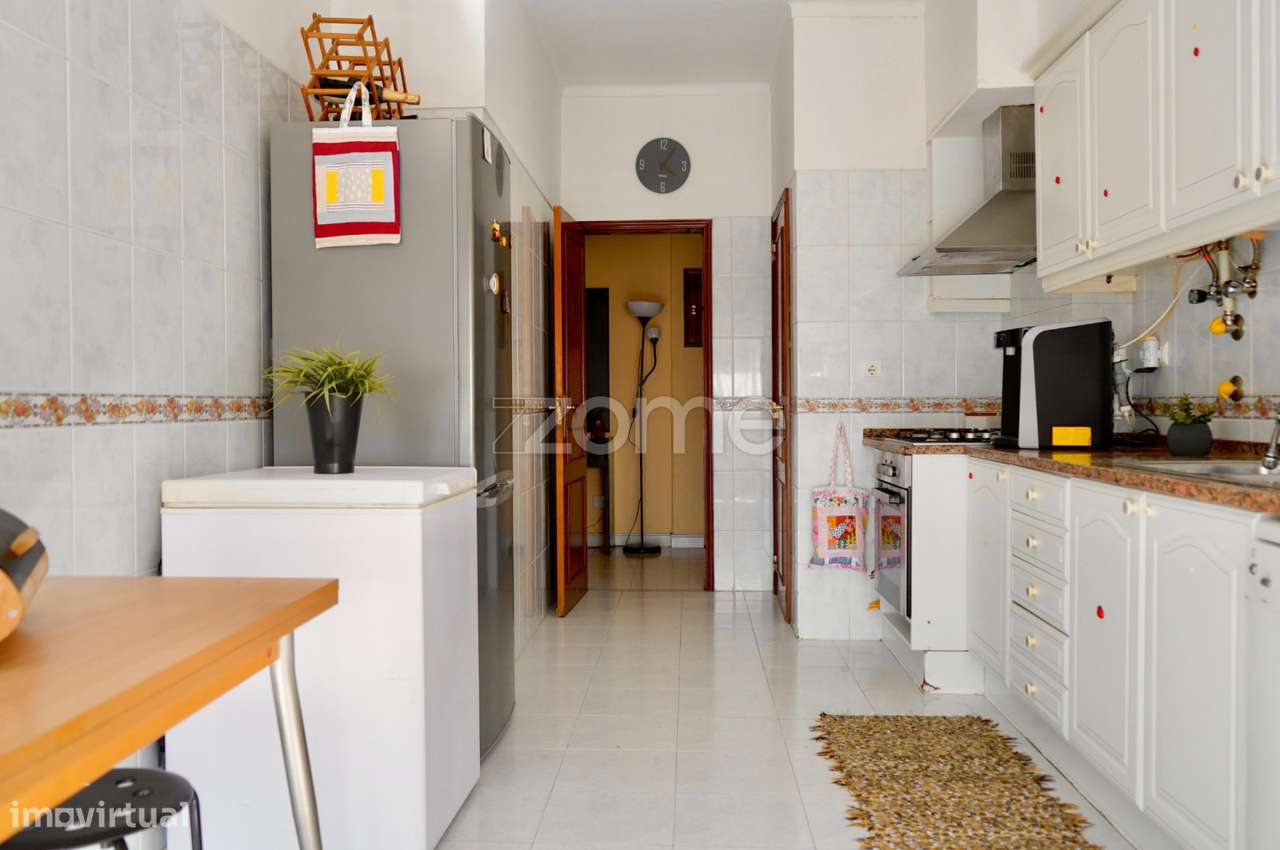 Apartamento T3 - Vale Mourão-4