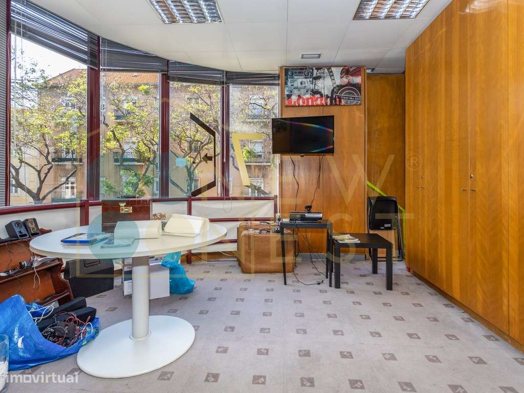 Área Nobre de 253 m² na Av. 5 de Outubro - O Maior Potencial de Con...-23