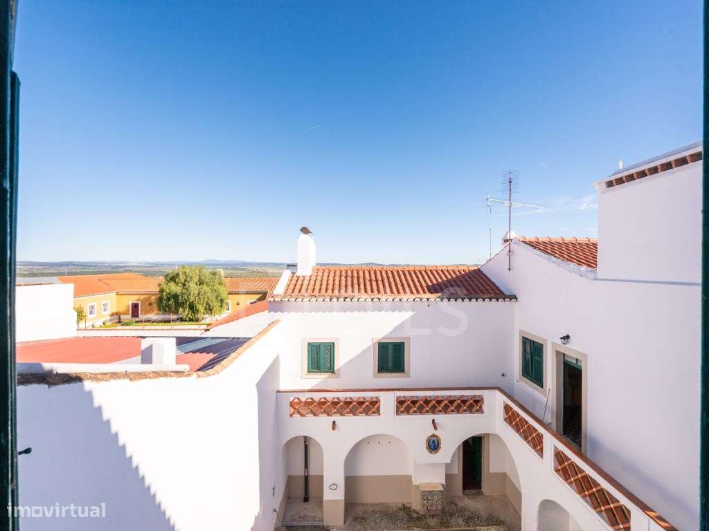 Moradia T6 para habitação ou Alojamento Local, no Alentejo-31