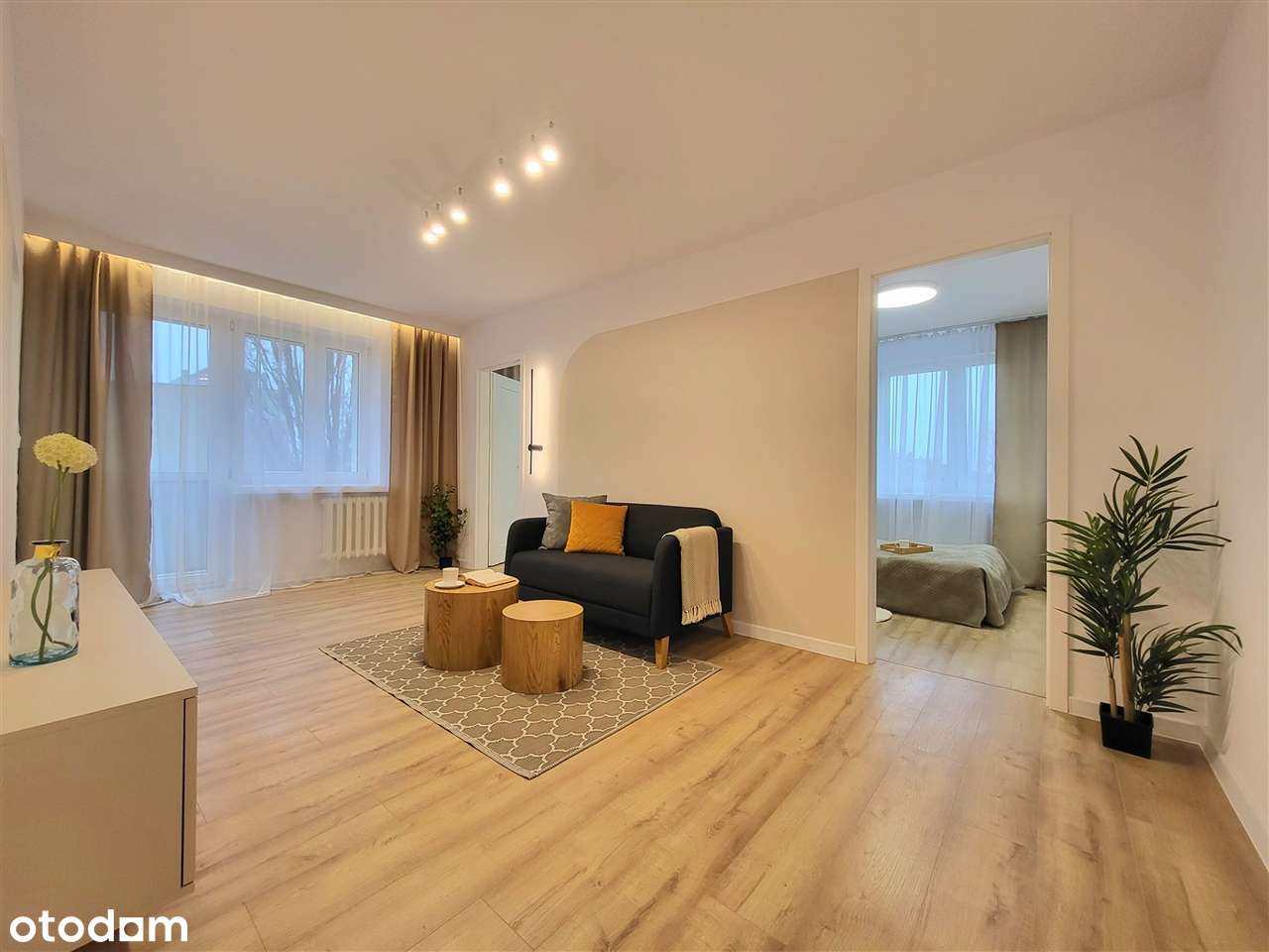 Przestronne 3-pokojowe mieszkanie po gen remoncie. Osobna kuchnia! - Pełny obrazek: 1/12