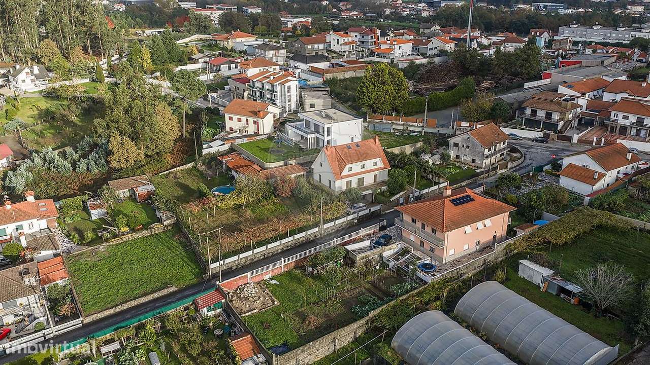 Moradia T4 para venda-42