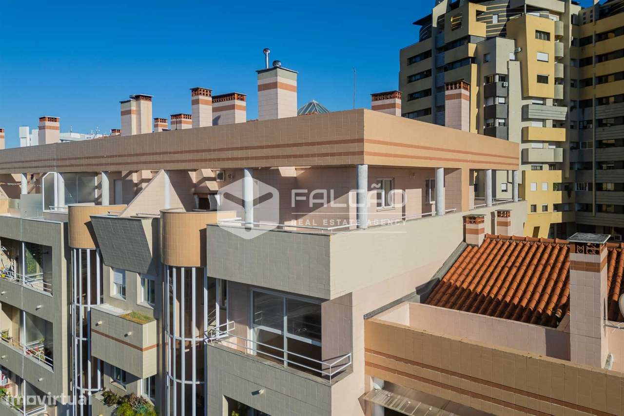 Apartamento T4 DUPLEX Venda em Santarém (Marvila), Santa Iria da Ribei-0