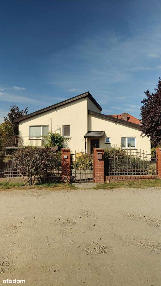 Dom z ogrodem w Garbach koło Swarzędza-0