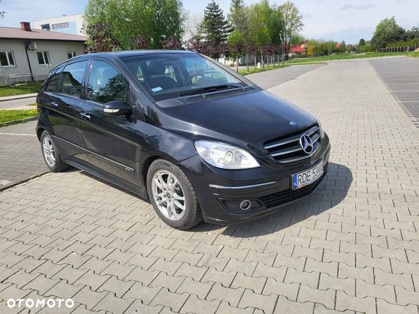 Mercedes-Benz Klasa B 200 CDI - 13