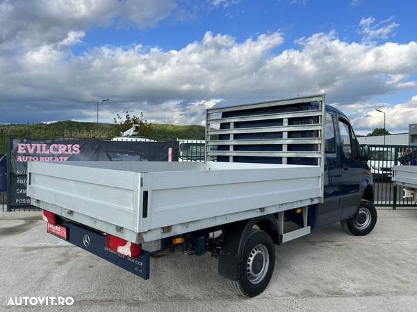 Mercedes-Benz Sprinter 4x4 DOKA 6 LOCURI - 2