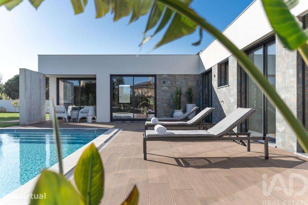 Casa / Villa T4 em Reguengo Grande de 198,00 m2 - Grande imagem: 4/21