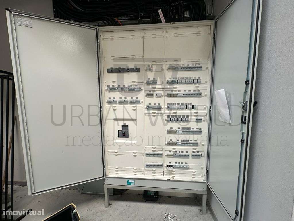 Armazém Industrial, Nelas - Canas de Senhorim, 4.279 m²-25