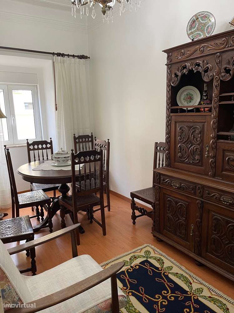 Apartamento T2 Bairro de Santos - Avenidas Novas - Grande imagem: 4/14