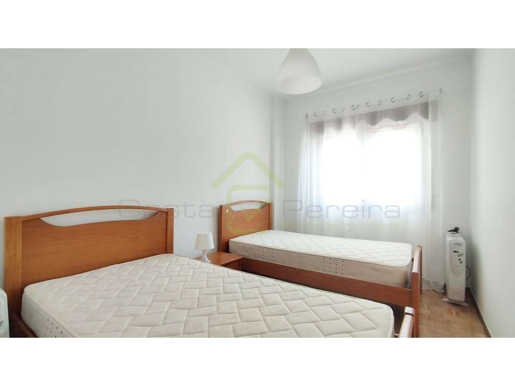 Apartamento T3 RENOVADO no CENTRO da cidade de Torres Vedras!-13