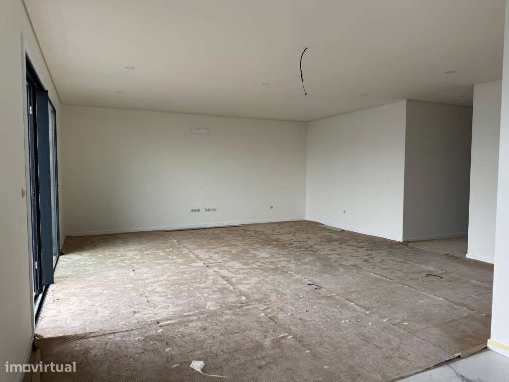 Apartamento T2 - Nova Trofa II-18