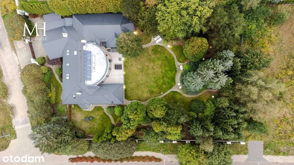 IMPONUJĄCY AZYL W MIEŚCIE | ŁÓDŹ JULIANÓW-5