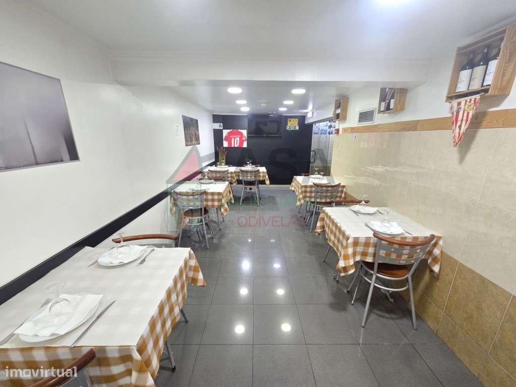 Restaurante em Funcionamento | 70 m² | Renda 200 € | Odivelas-7