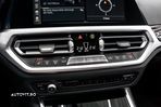 BMW Seria 3 330e AT - 32