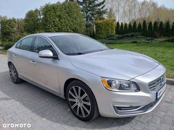 Volvo S60 - 1