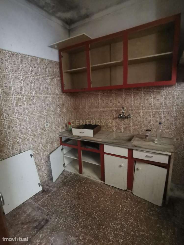 Prédio em São João da Talha, Loures - Grande imagem: 4/21