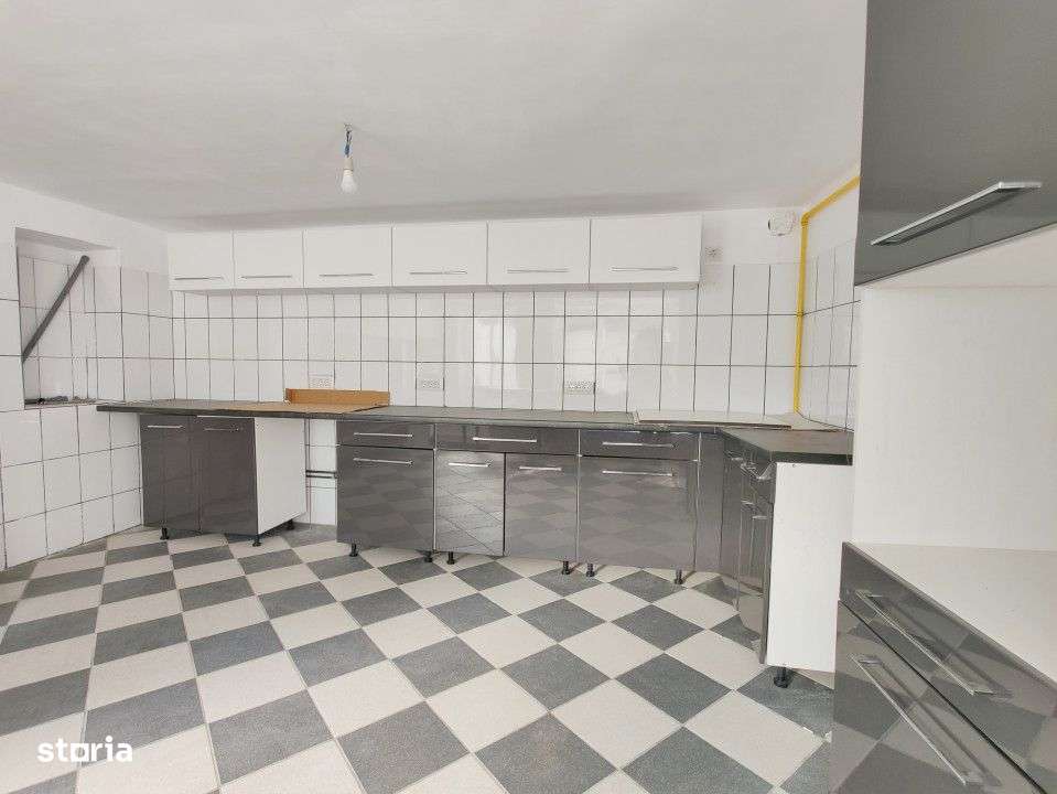 COMISION 0% Casa cu 20 camere, intabulata, utilitati+3.125mp teren in-7