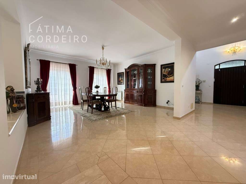 Morada Condomínio Privado Quinta do Peru-16