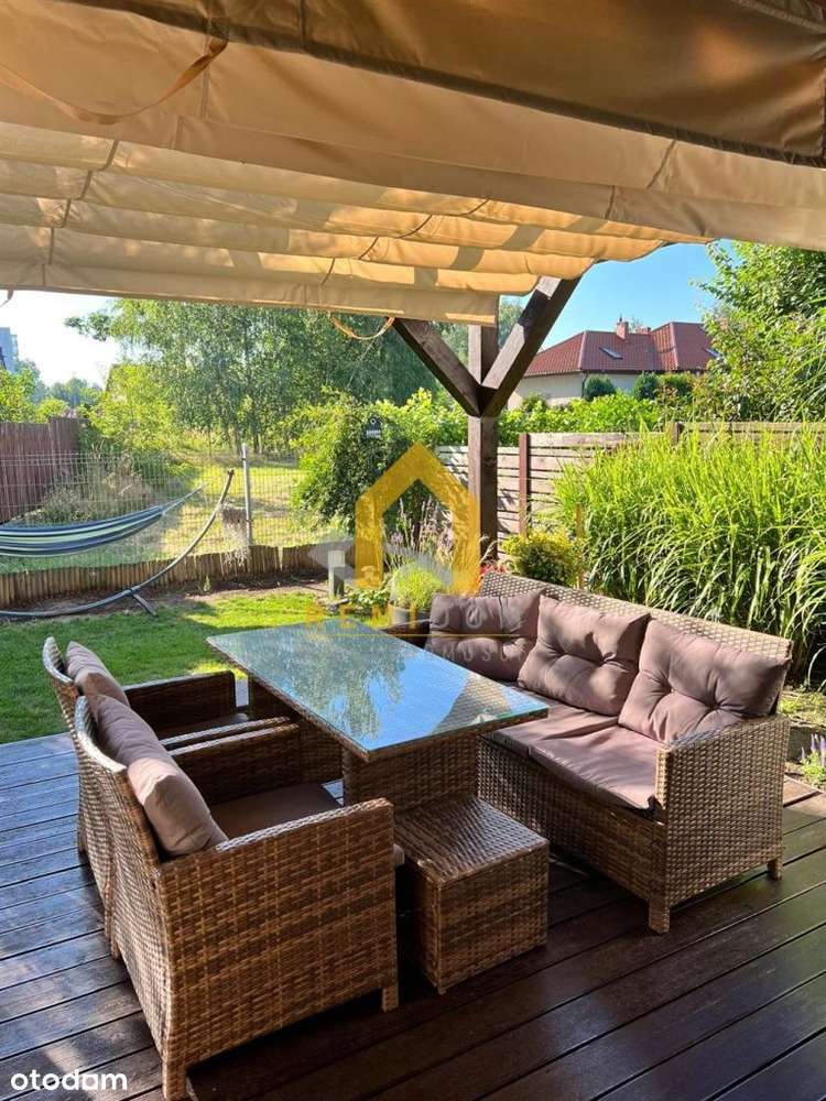 Dom Na Sprzedaż w świetnej lokalizacji- Żwaków-0