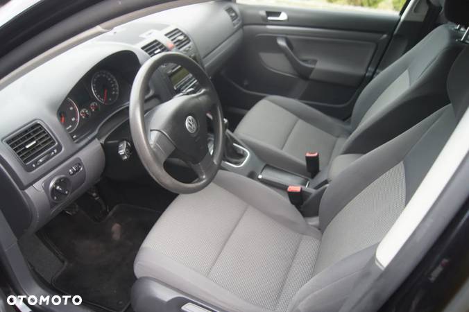 Volkswagen Golf V 1.9 TDI Comfortline - 13