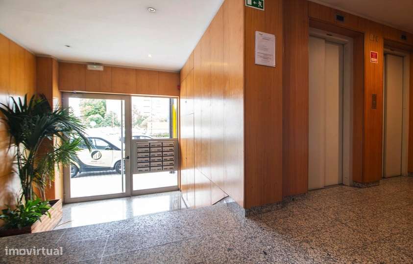 Magnífico apartamento T2 localizado no centro da Maia - Grande imagem: 2/22