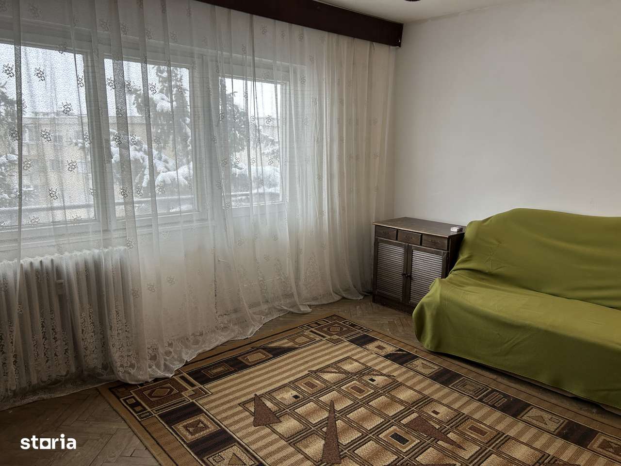 Vand apart.3 cam.decom.Micalca,Pta Miorita, et.4/4-0