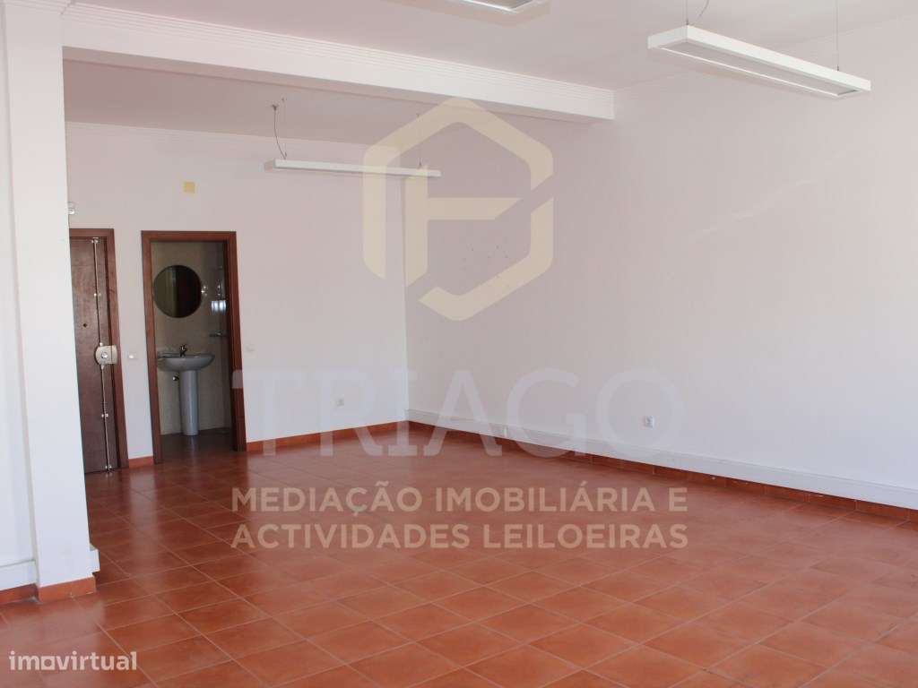 Escritório com 47,65 m2 no Centro de Benavente - Grande imagem: 4/10