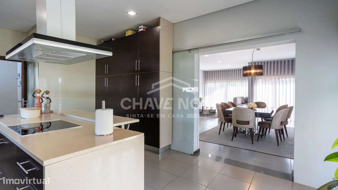 Moradia Isolada V4 c/ Terraço em Sangalhos (Anadia) - Grande imagem: 4/29