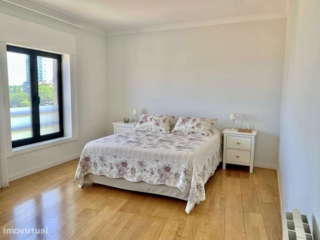 T4+1 recuado - c/ terraço - Boavista / Pinheiro Manso - Grande imagem: 5/24