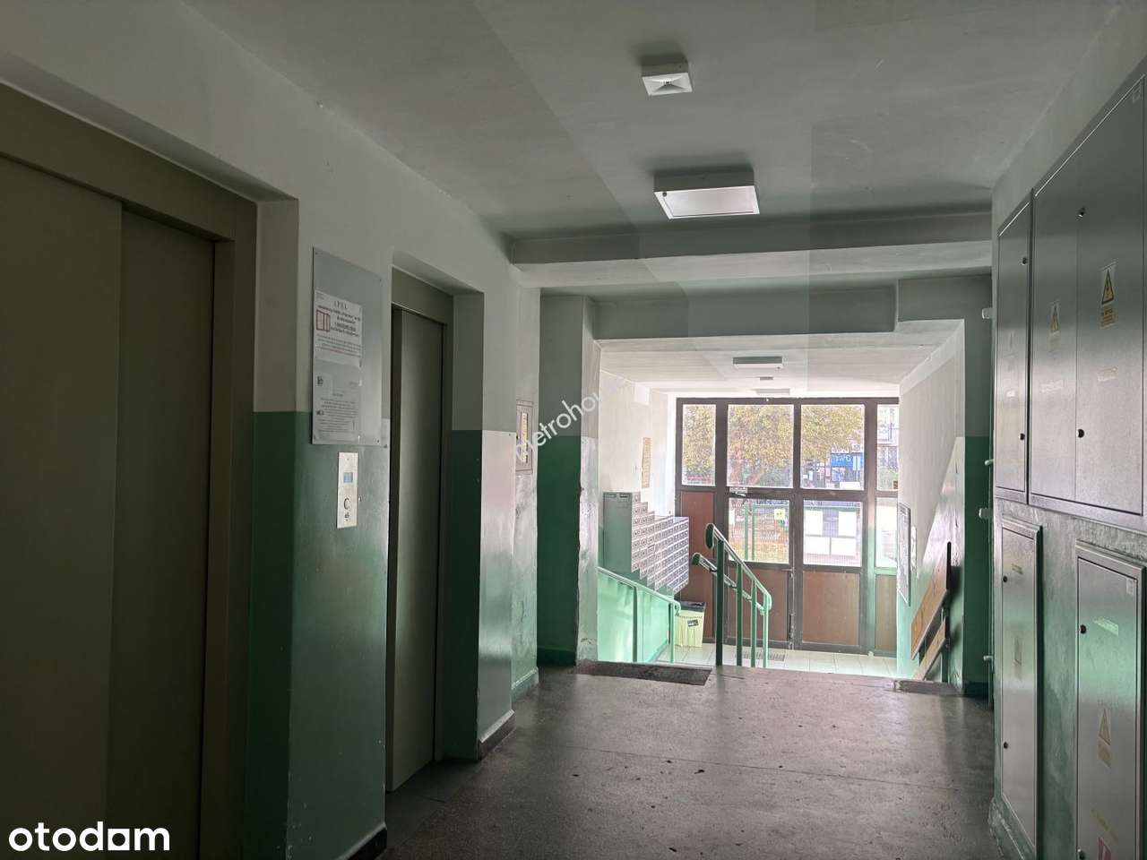 2 pokoje przy metrze Kondratowicza – idealne także jako inwestycja!-12