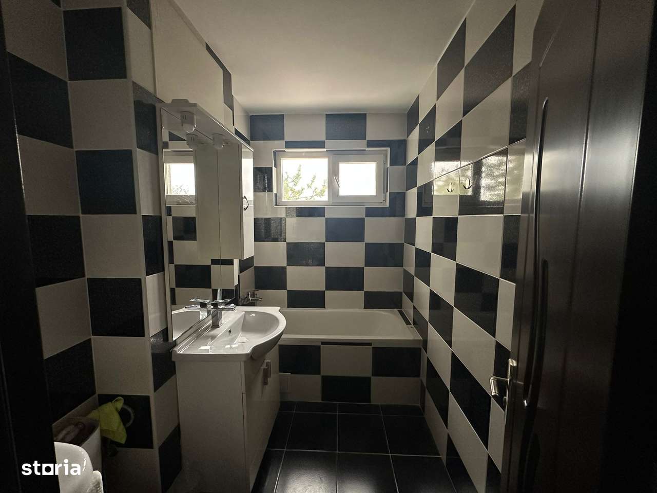 Apartament 2 camere, semidecomandat - Podu Ros-13