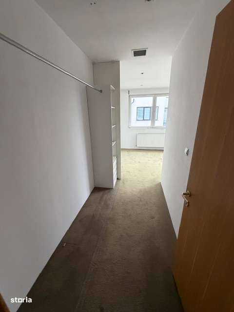 Tunari 1 Decembrie Nr.136-13