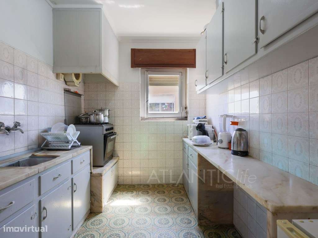 Moradia T6 em Monte Abraão-21