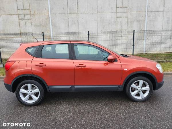 Nissan Qashqai 2.0 4x4 Tekna - 19