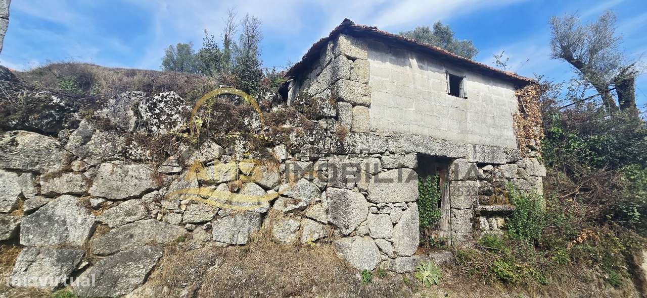 2 Moradias para Restauro - Grande imagem: 5/30