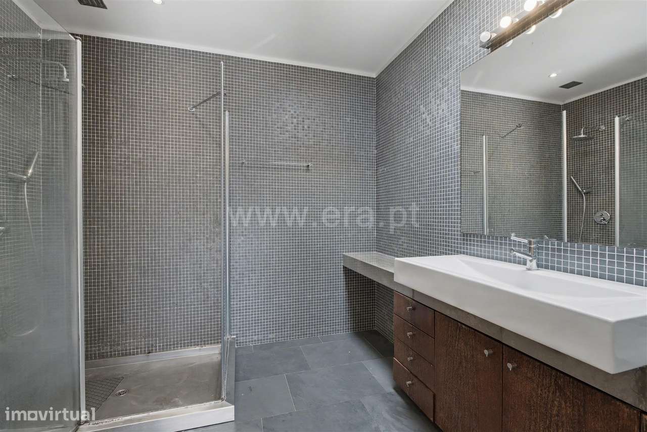 Moradia V3 em Paredes-13