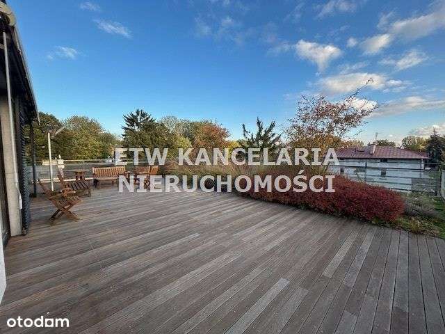 Penthouse z tarasem w kameralnym apartamentowcu. - Pełny obrazek: 4/8