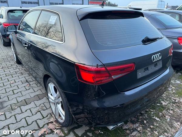 Audi A3 2.0 TDI DPF Attraction S tronic - 2