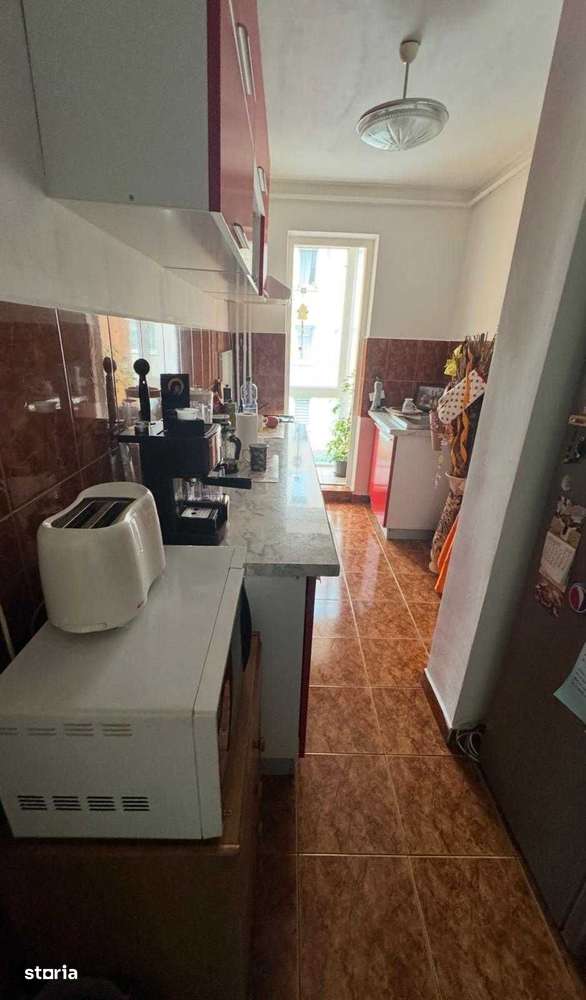 Apartament 3 camere decomandat Calea Bucuresti etaj 1/4-5