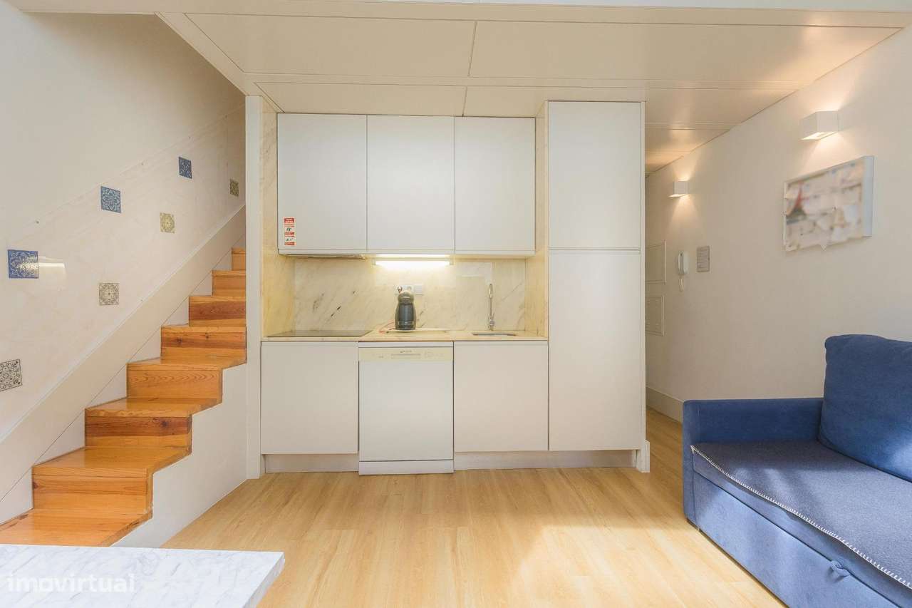 Apartamento T0 com Mezanino | Rua Alves da Veiga | Porto-4
