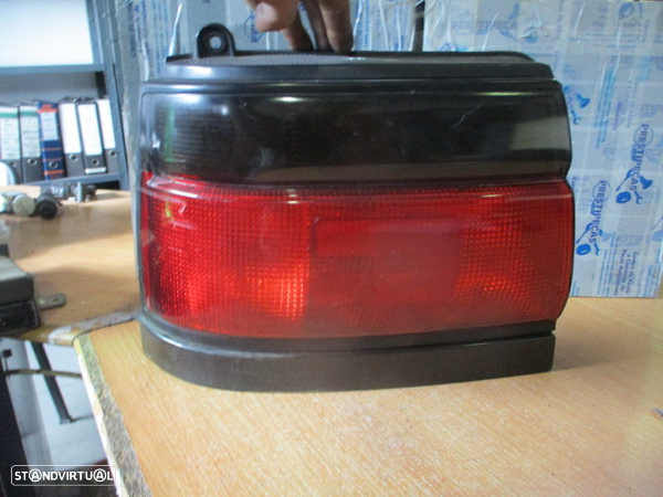 Farol Tras STOP2415 TOYOTA COROLLA EE101 1994 3P Esq - 5