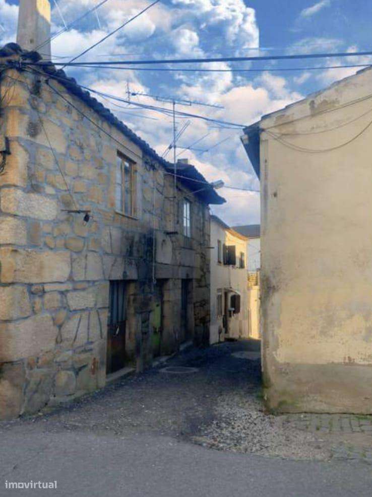 Casa em granito - Grande imagem: 5/7