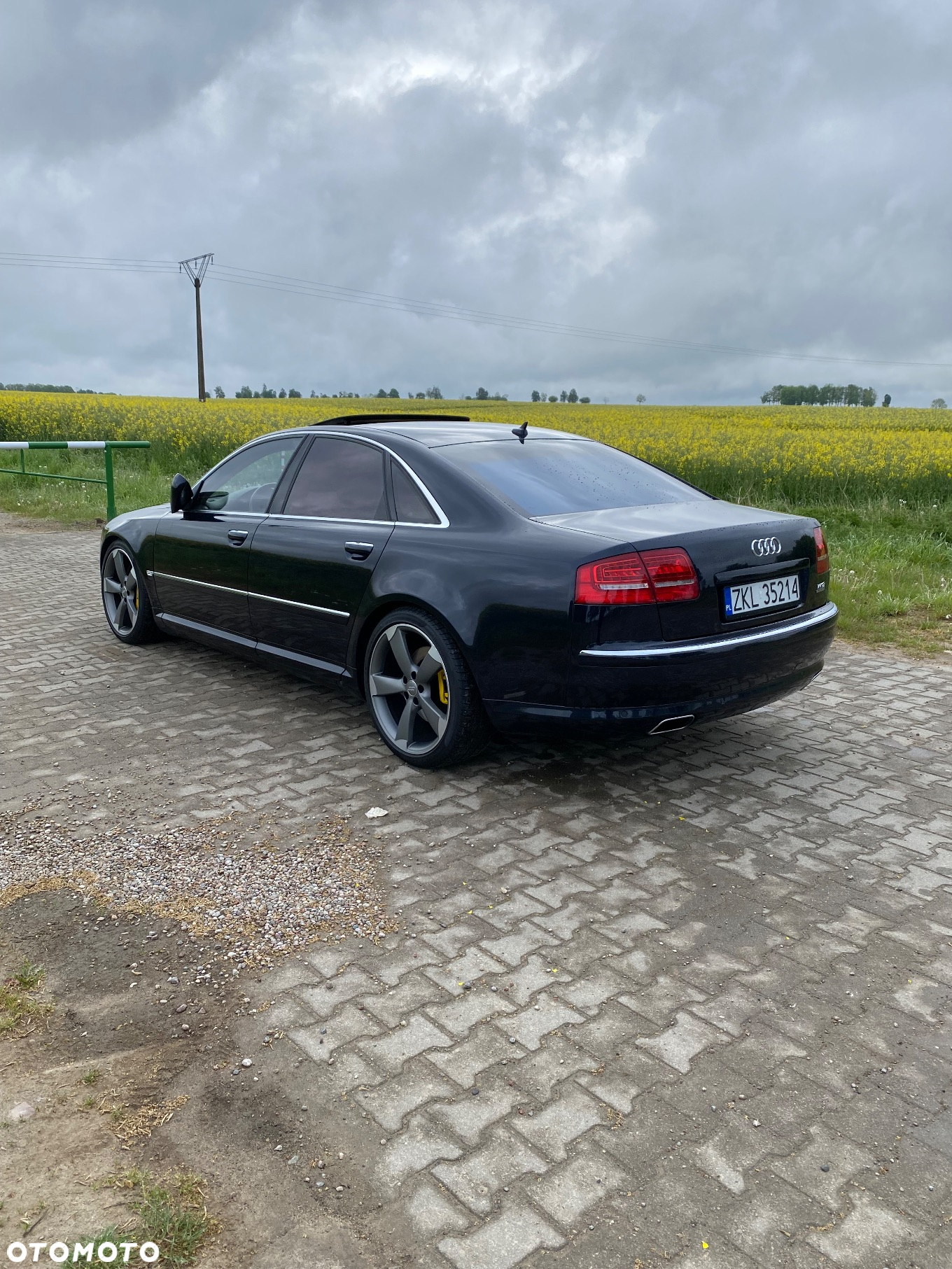 Audi A8 6.0 W12 Quattro - 8