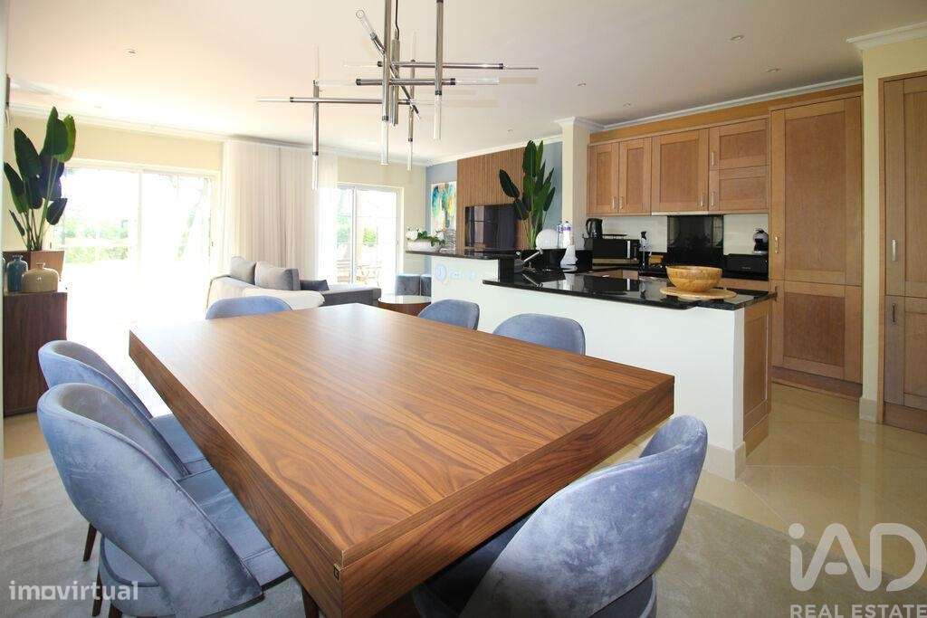 Casa T4 em Quarteira de 200,00 m2 - Grande imagem: 4/24