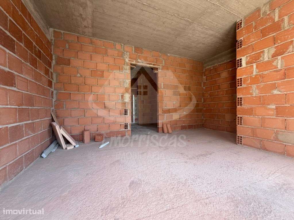 Moradia T3 com piscina, logradouro e varanda em condomínio privado ...-23