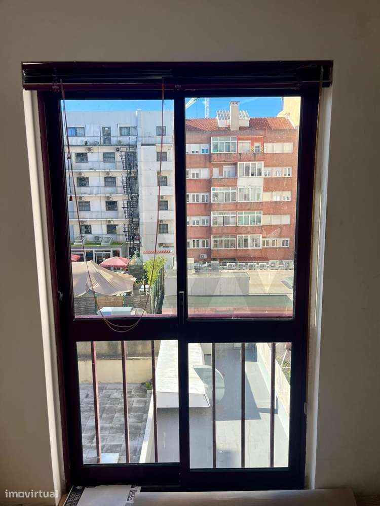 T1 para Arrendamento – Picoas (50 m2) | Garagem | Elevador | Junto ao - Grande imagem: 2/3